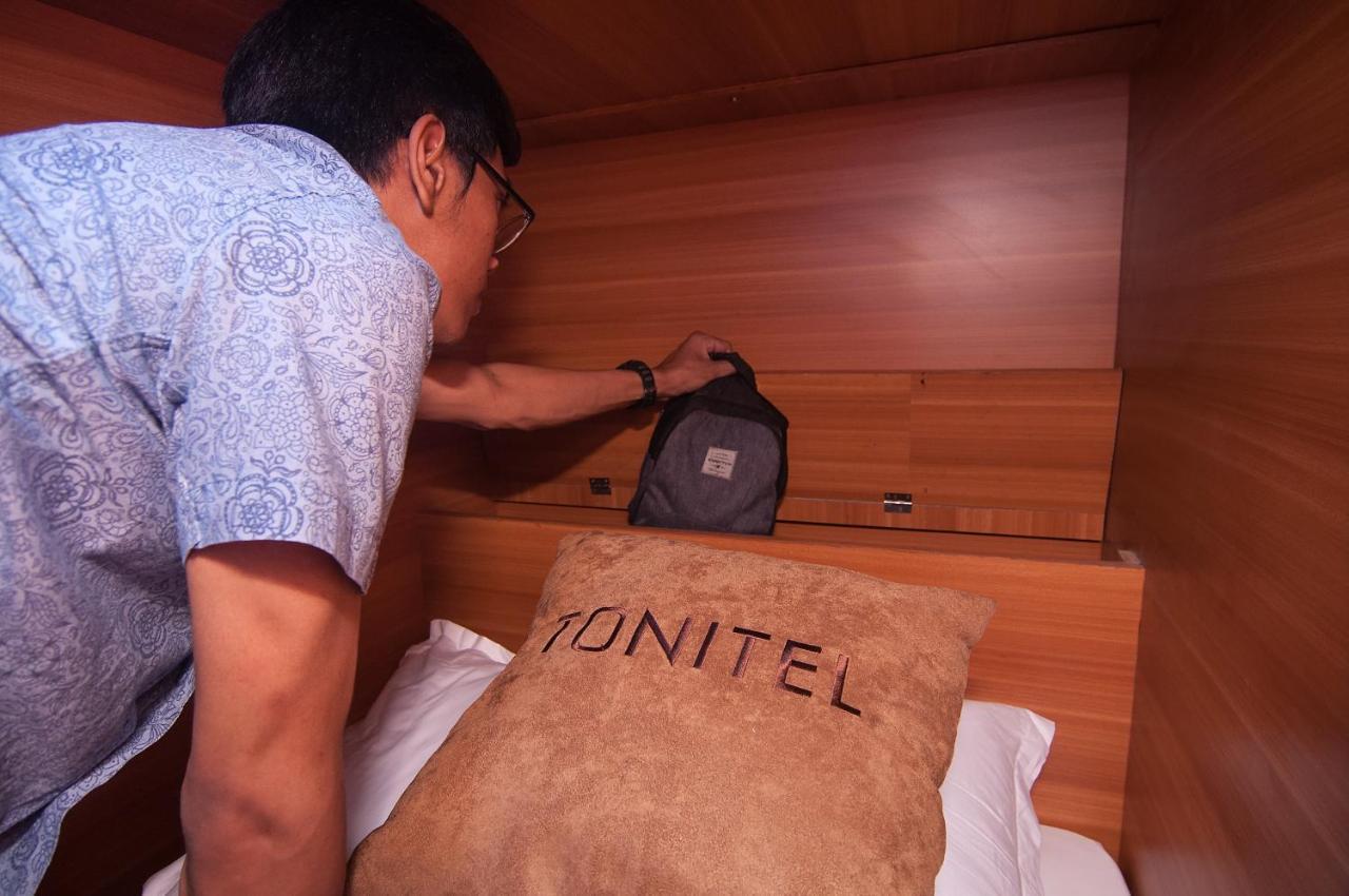 TONITEL Hotel Malioboro Yogyakarta Kültér fotó