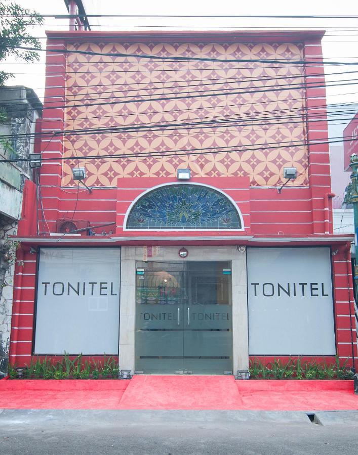 TONITEL Hotel Malioboro Yogyakarta Kültér fotó